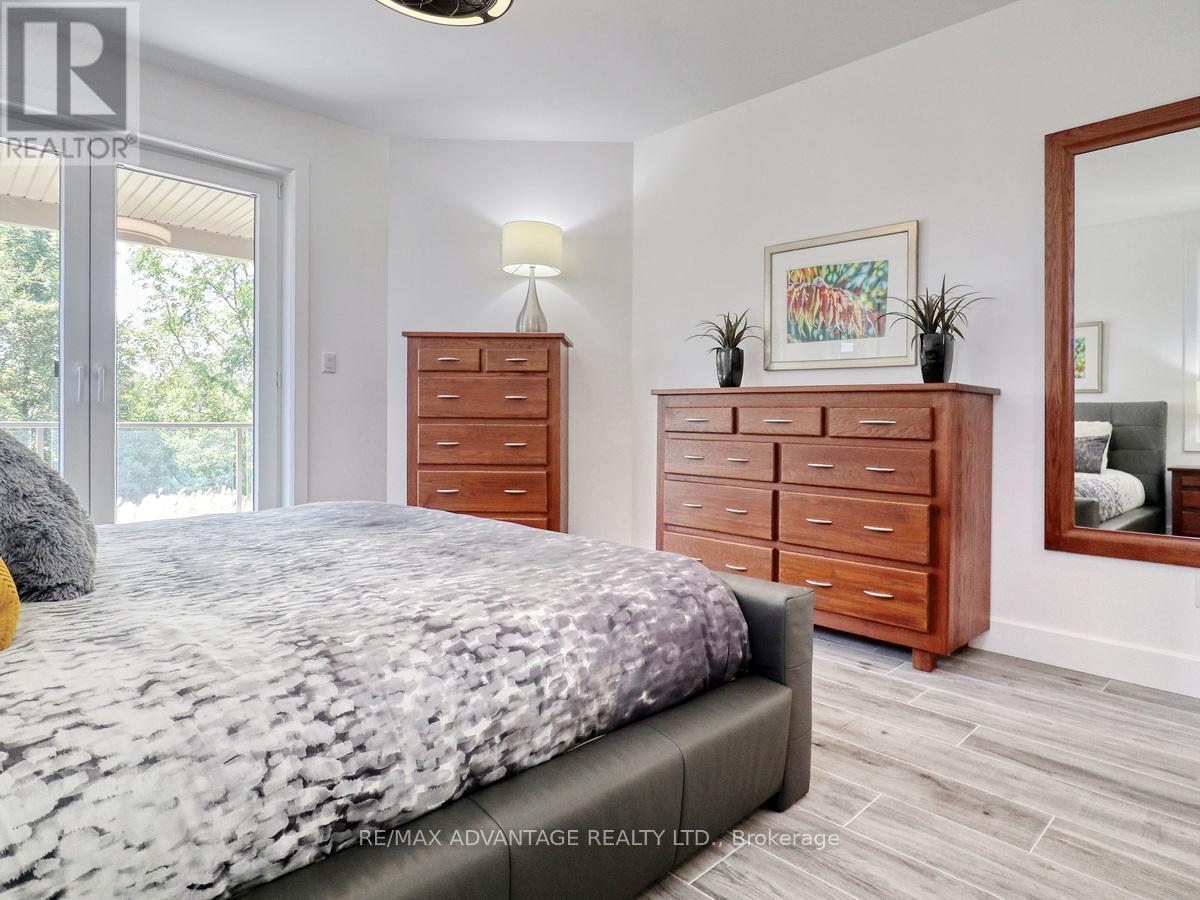 240 Edgewater Boulevard, Middlesex Centre (Kilworth), ON