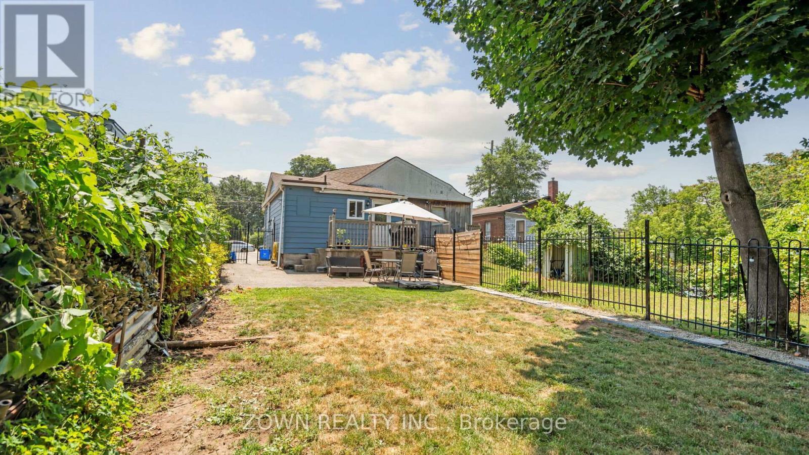 64 Sheaffe Street, Hamilton, ON