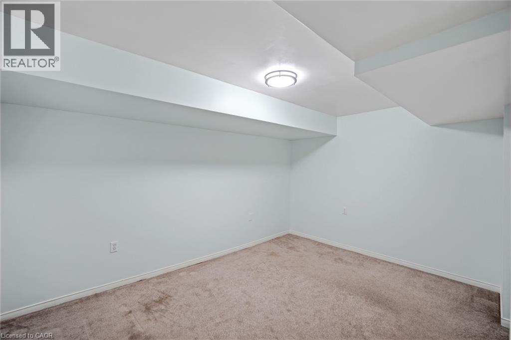 6144 Tenth Line W, Mississauga, ON - Indoor Photo Showing Other Room