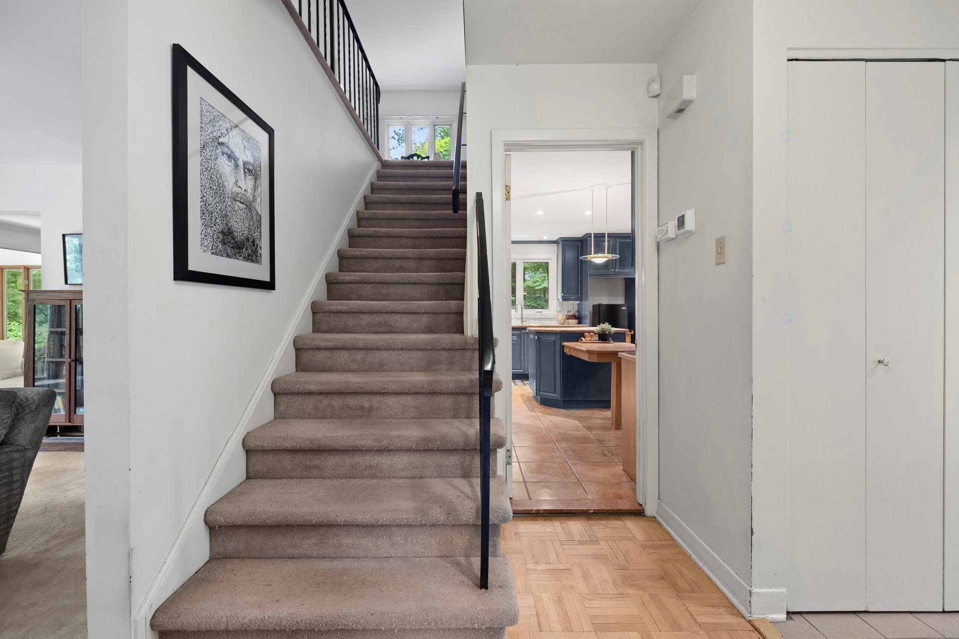 Escalier - 24 Rue Westwood, Hudson, QC - Indoor Photo Showing Other Room