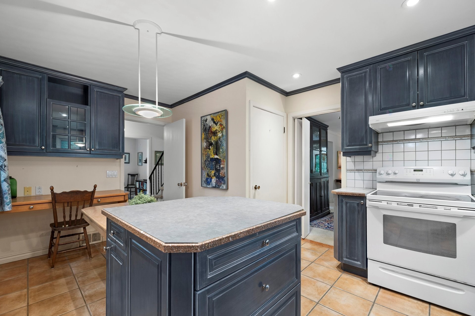 Cuisine - 24 Rue Westwood, Hudson, QC - Indoor Photo Showing Kitchen