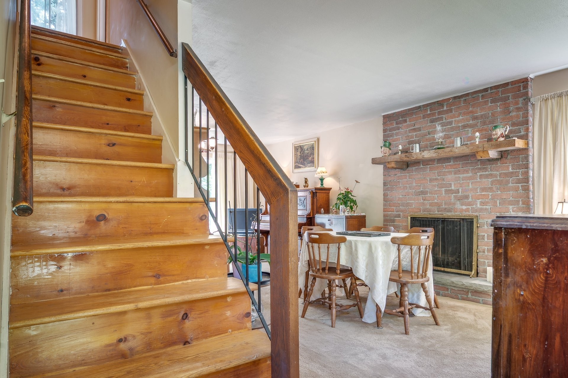 Staircase - 71 Rue Wilkinson, Hudson, QC