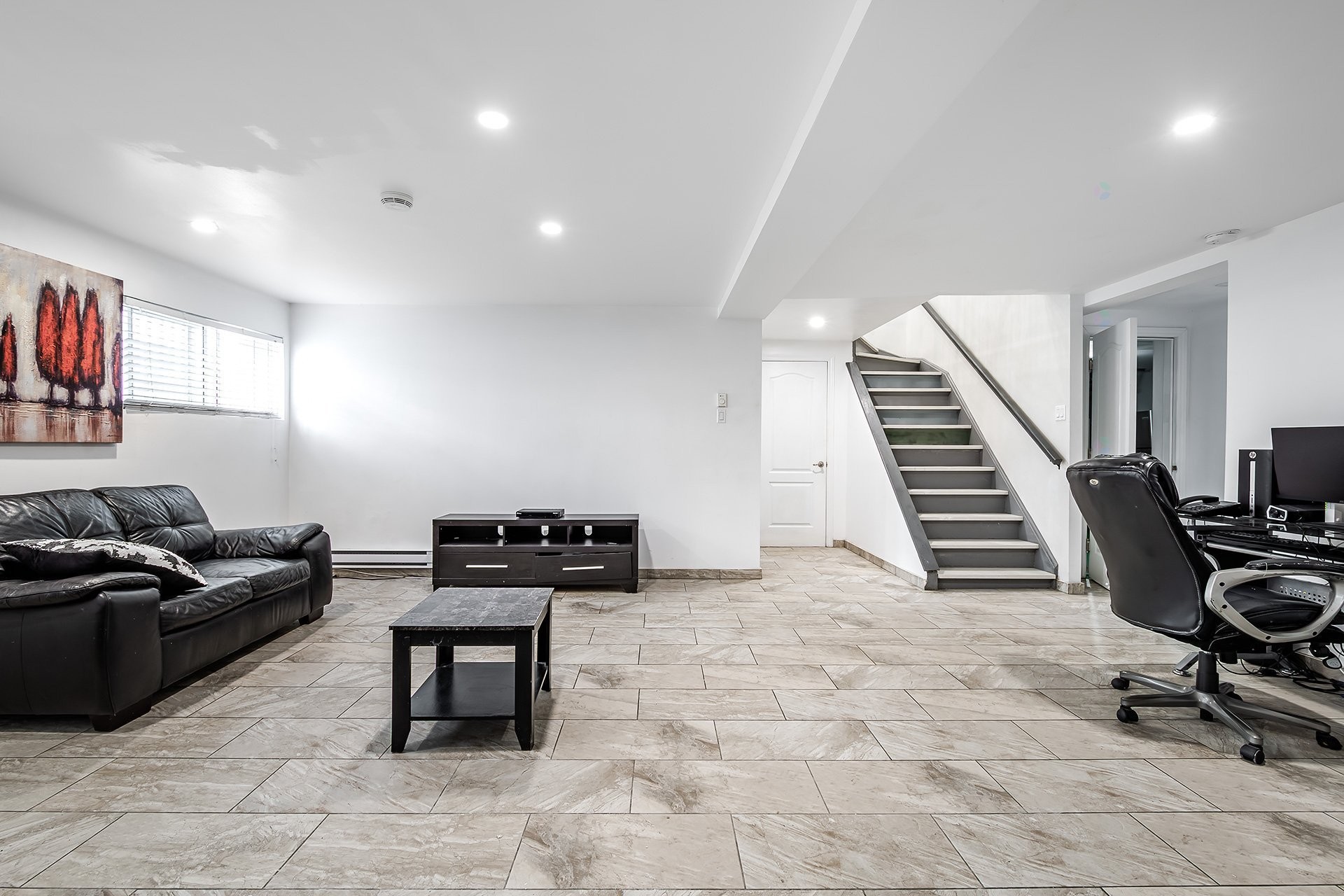 Family Room - 7731 Boul. Perras, Montréal (Rivière-Des-Prairies/Pointe-Aux-Trembles), QC