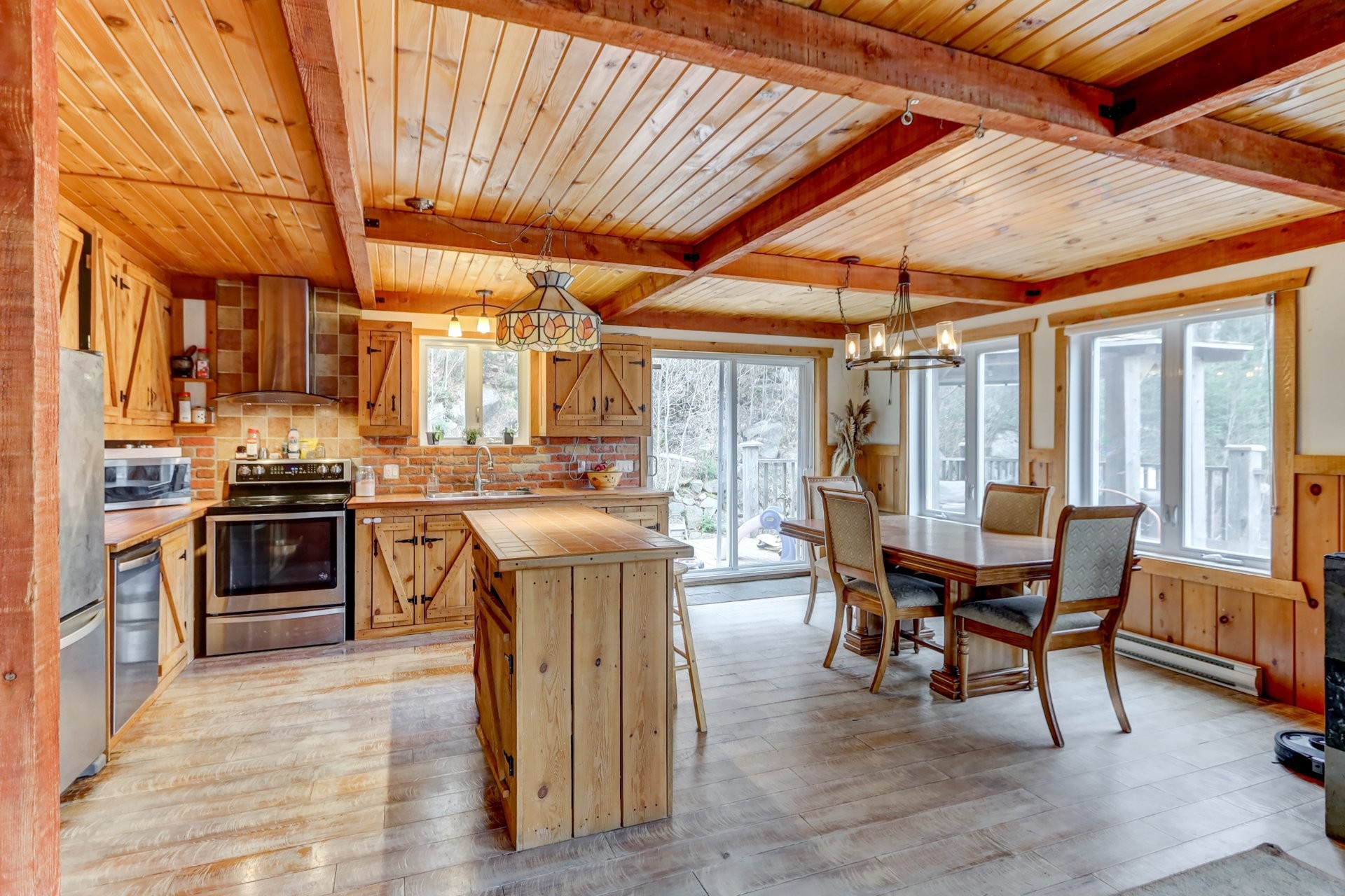 Kitchen - 2120Z Ch. Du Golf, Sainte-Lucie-Des-Laurentides, QC