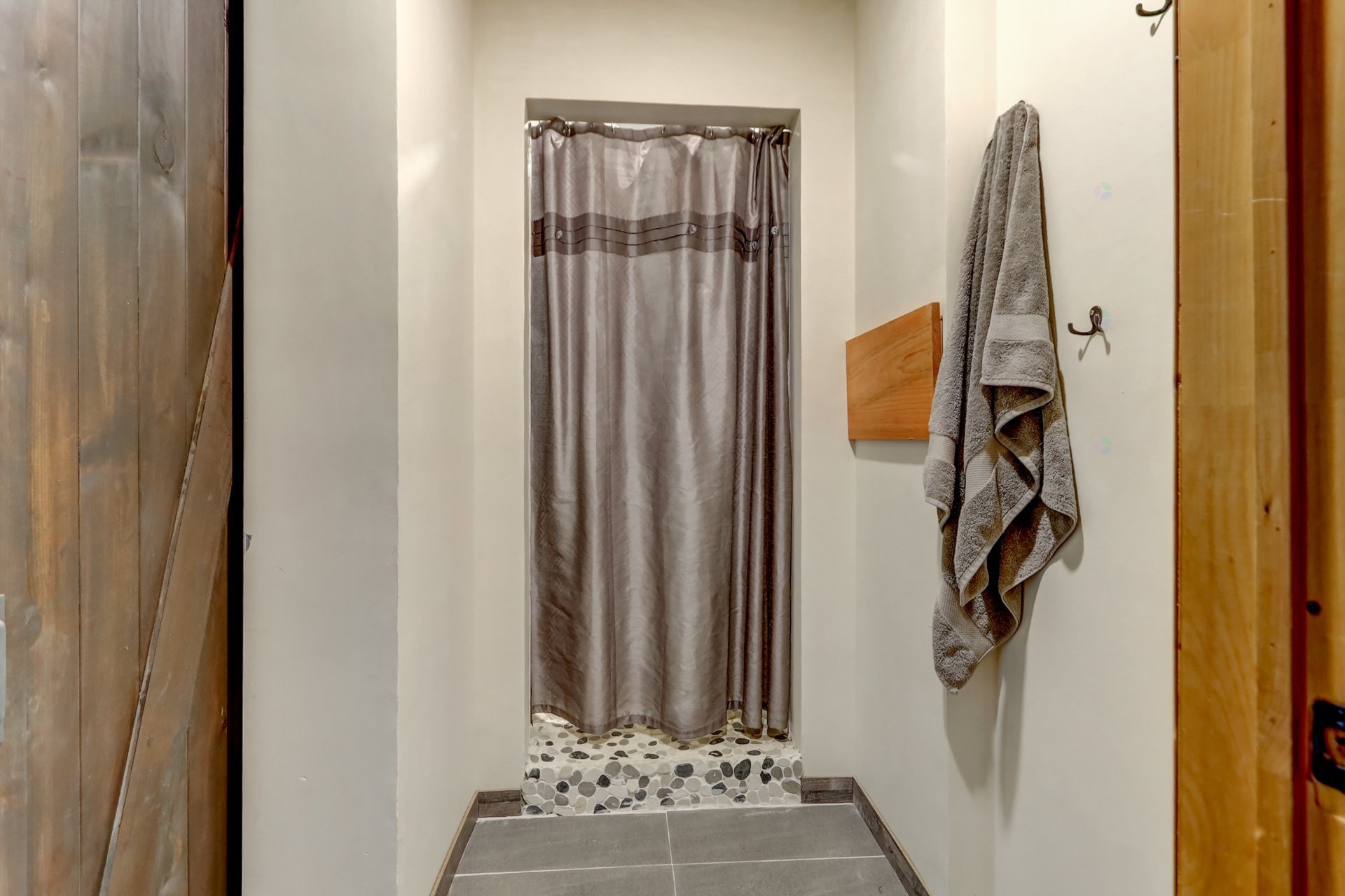 Bathroom - 2120Z Ch. Du Golf, Sainte-Lucie-Des-Laurentides, QC