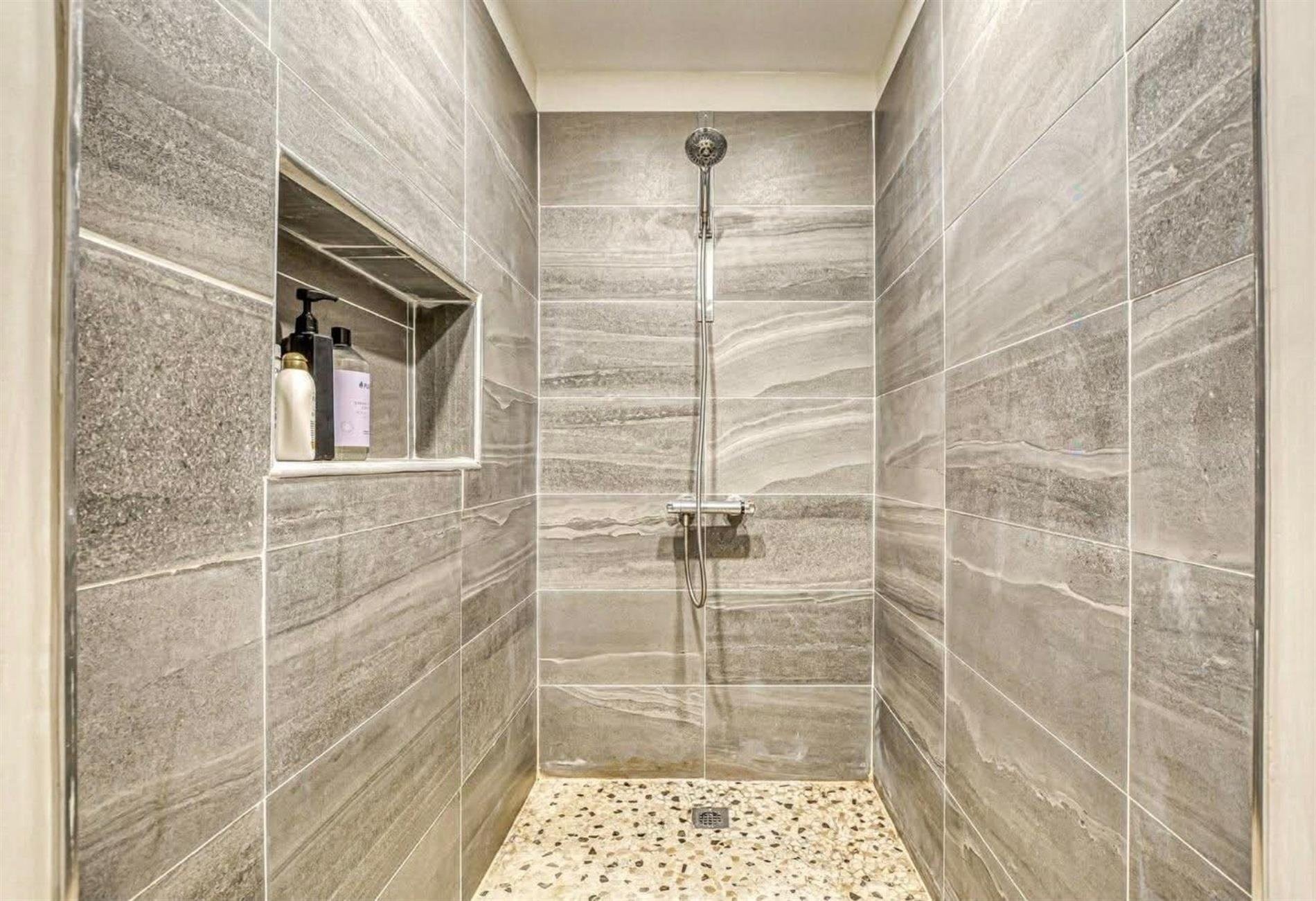 Bathroom - 2120Z Ch. Du Golf, Sainte-Lucie-Des-Laurentides, QC