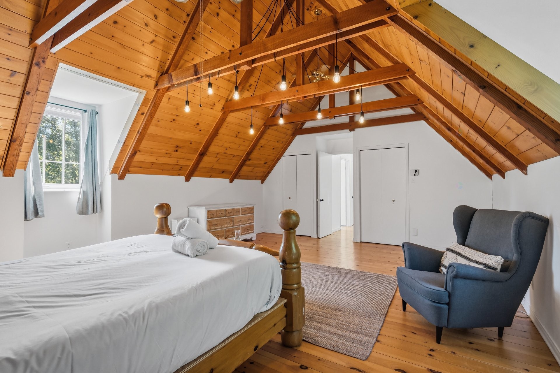 Master Bedroom - 1906 Route Des Tulipes, La Conception, QC