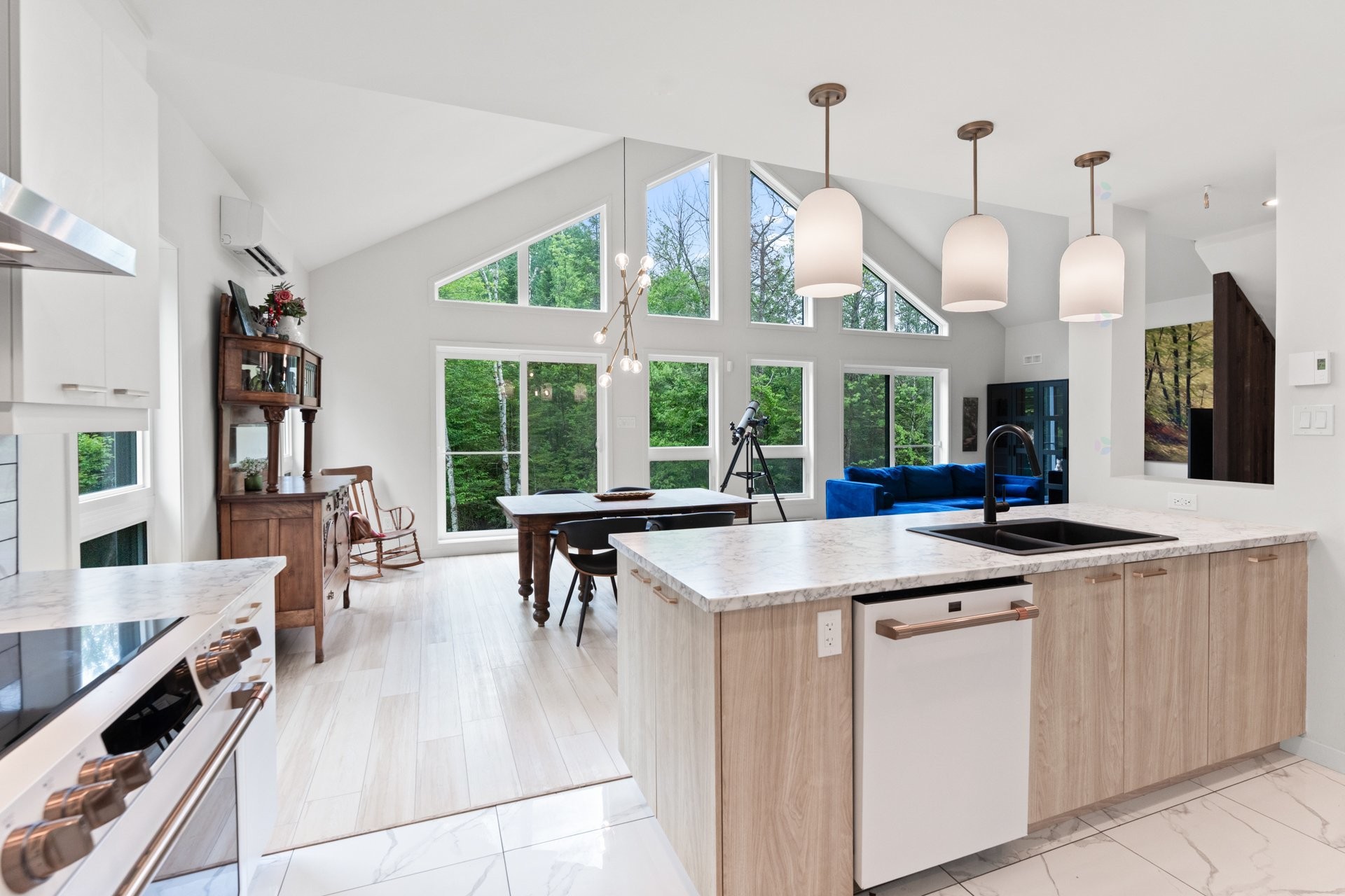 Cuisine - 6550 Rue Apollo, Rawdon, QC - Indoor Photo Showing Kitchen With Double Sink