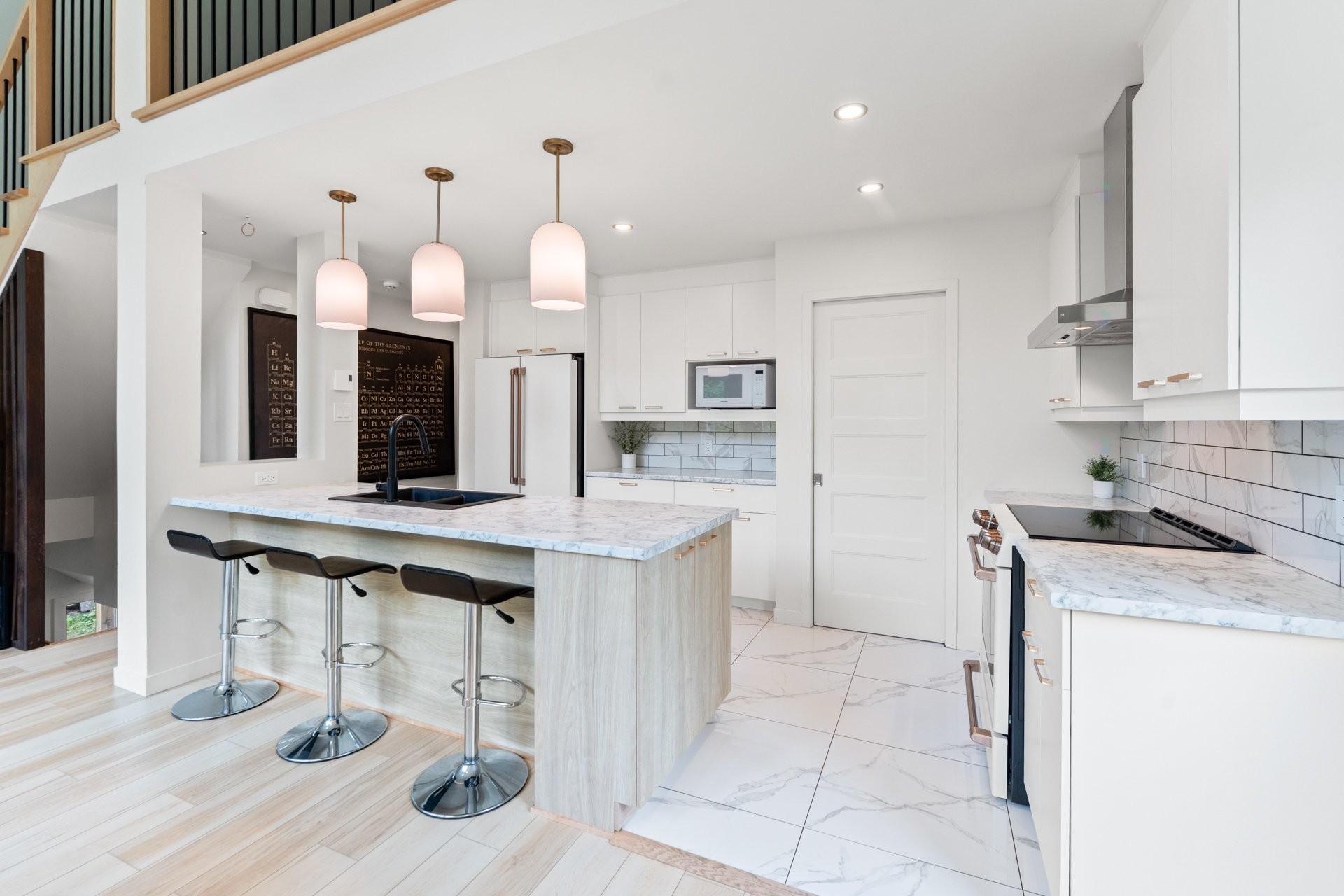 Cuisine - 6550 Rue Apollo, Rawdon, QC - Indoor Photo Showing Kitchen With Upgraded Kitchen