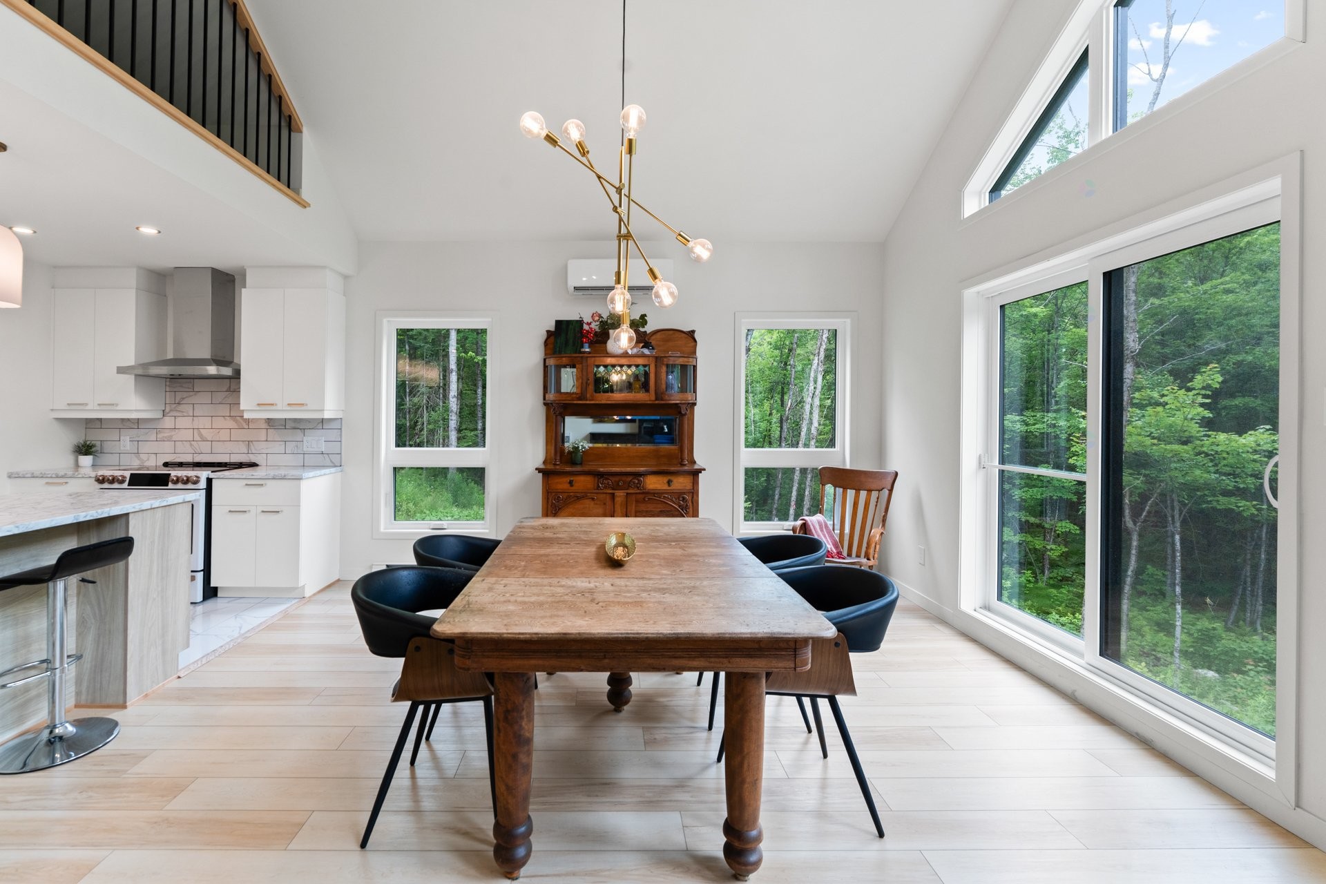 Salle à manger - 6550 Rue Apollo, Rawdon, QC - Indoor Photo Showing Dining Room