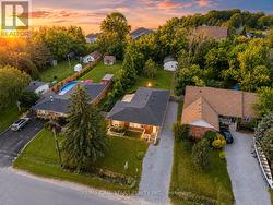 340 WALTER DRIVE Georgina, ON L4P 3A7
