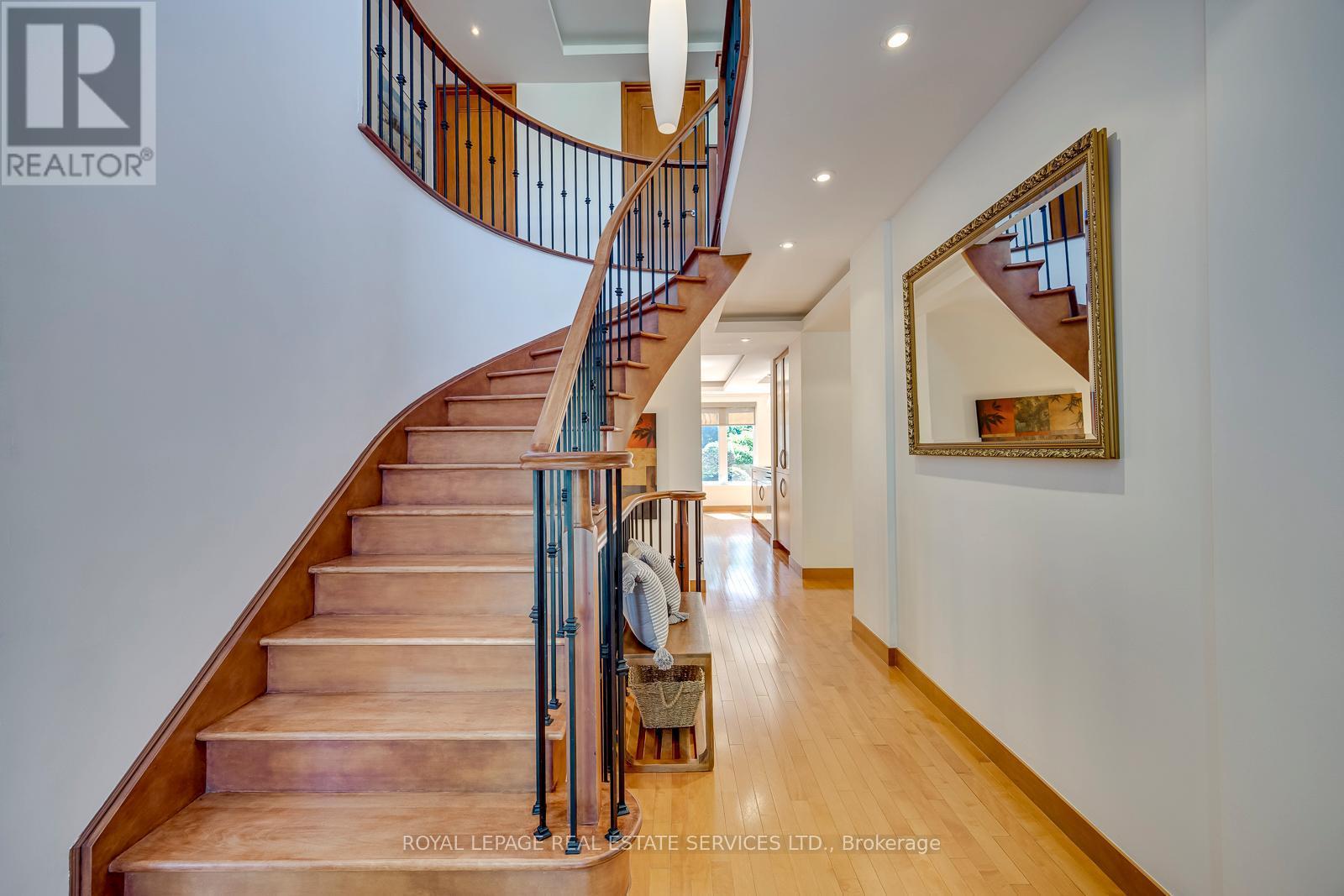 300 Canital Court, Mississauga, ON