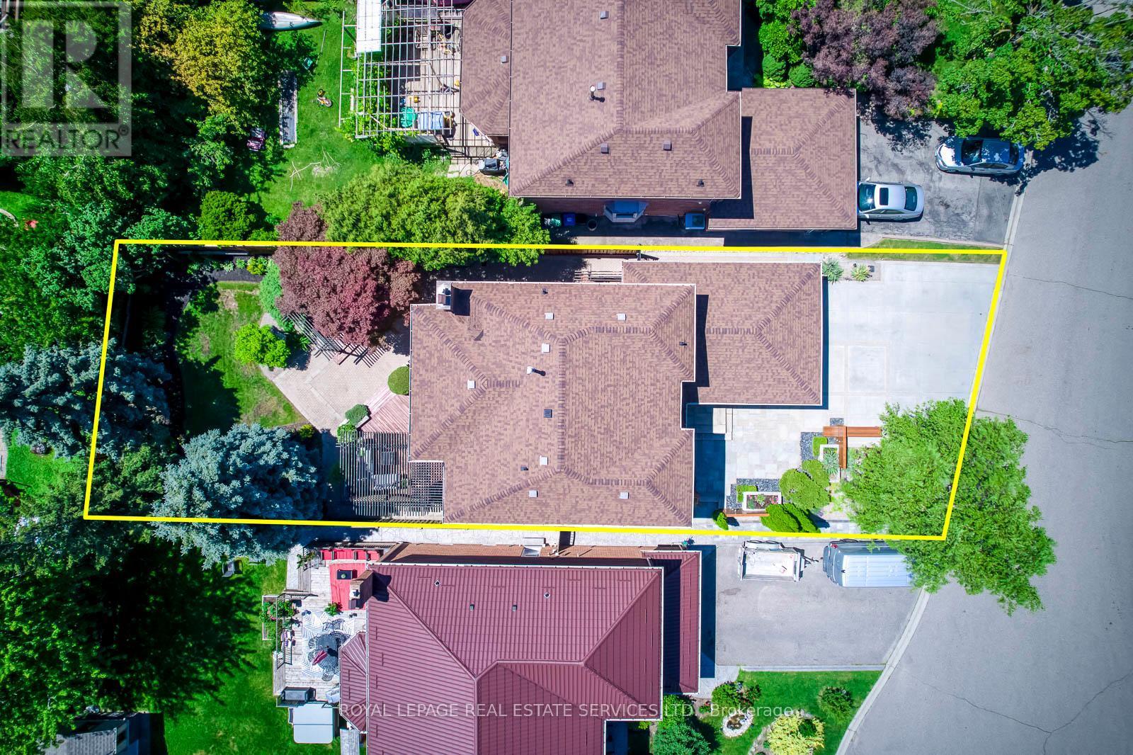 300 Canital Court, Mississauga, ON