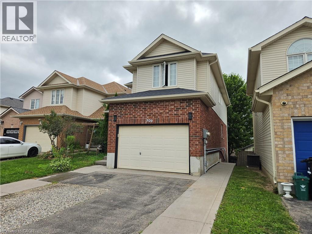 709 Windflower Crescent, Kitchener, ON - Outdoor