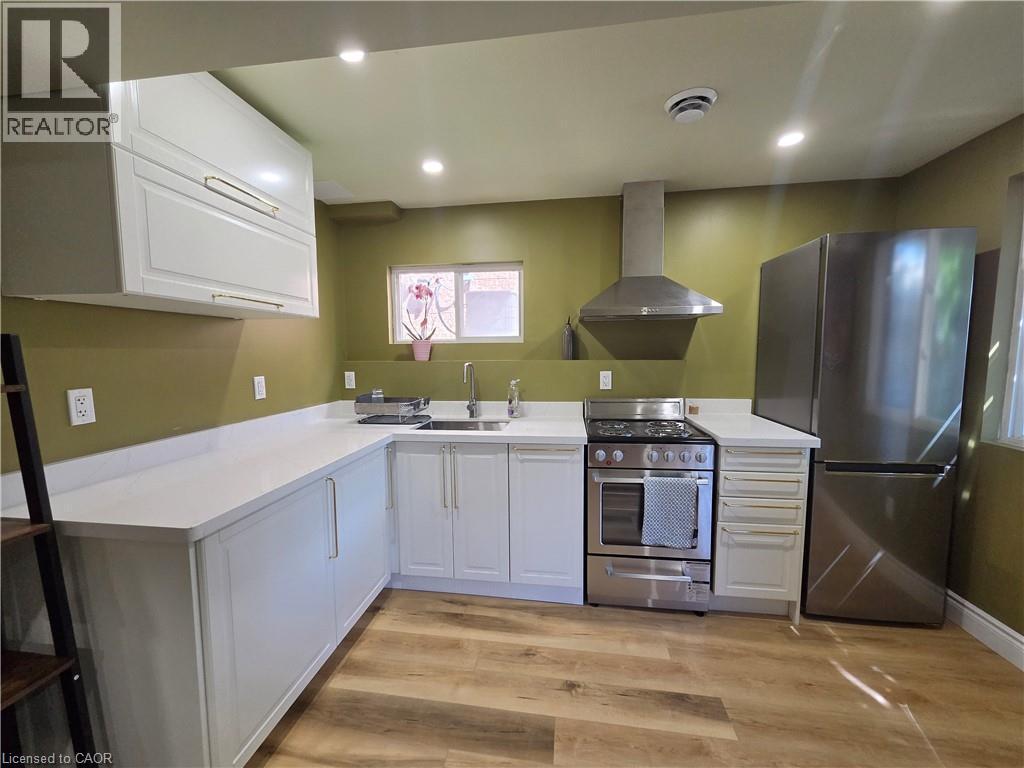 709 Windflower Crescent, Kitchener, ON - Indoor Photo Showing Other Room