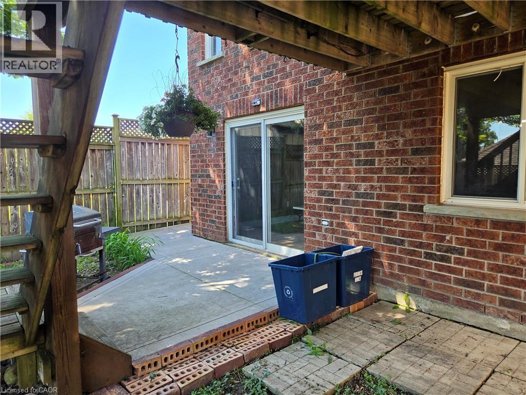 709 Windflower Crescent, Kitchener, ON - With Deck Patio Veranda With Exterior
