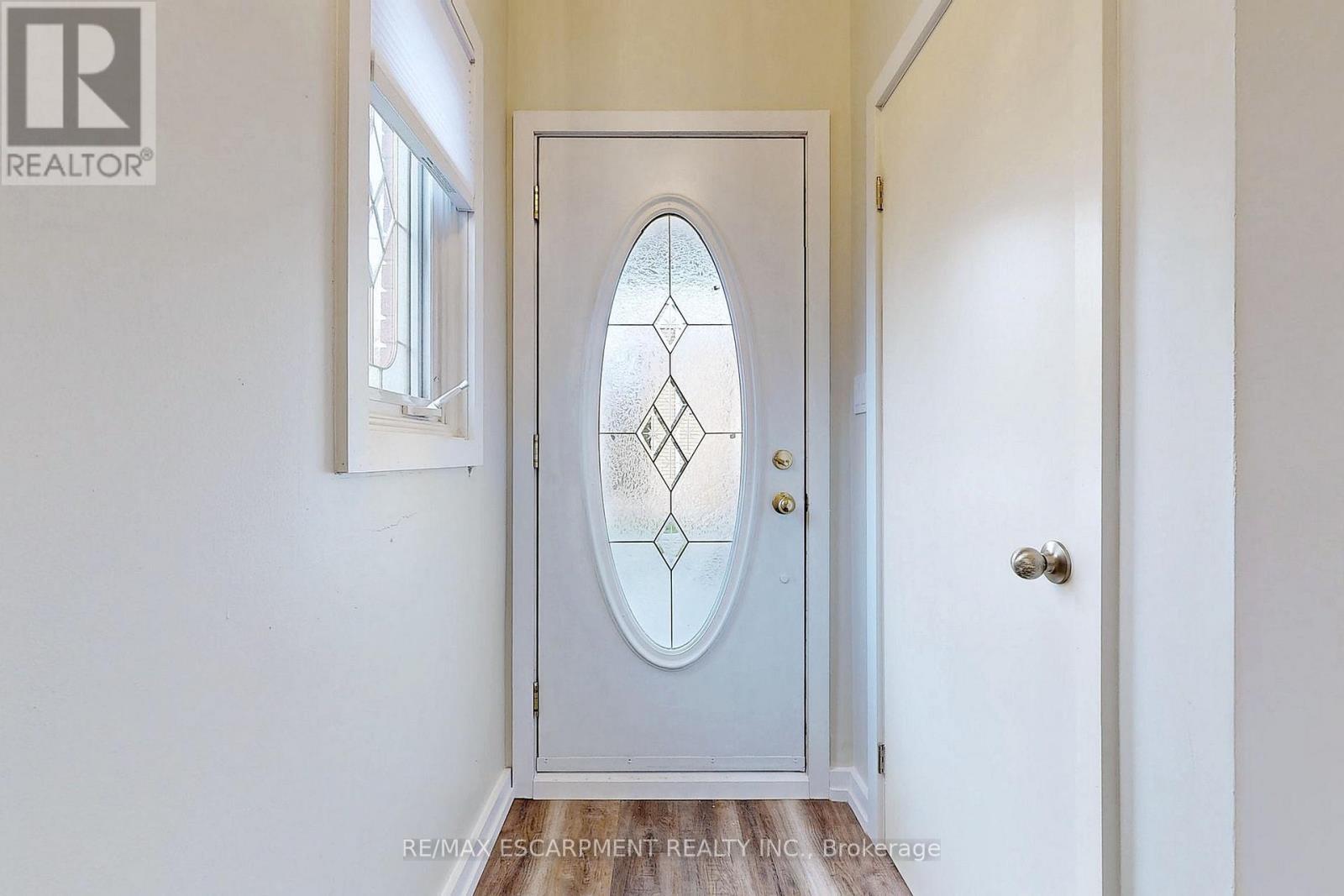 Lower - 65 Fielding Crescent, Hamilton, ON