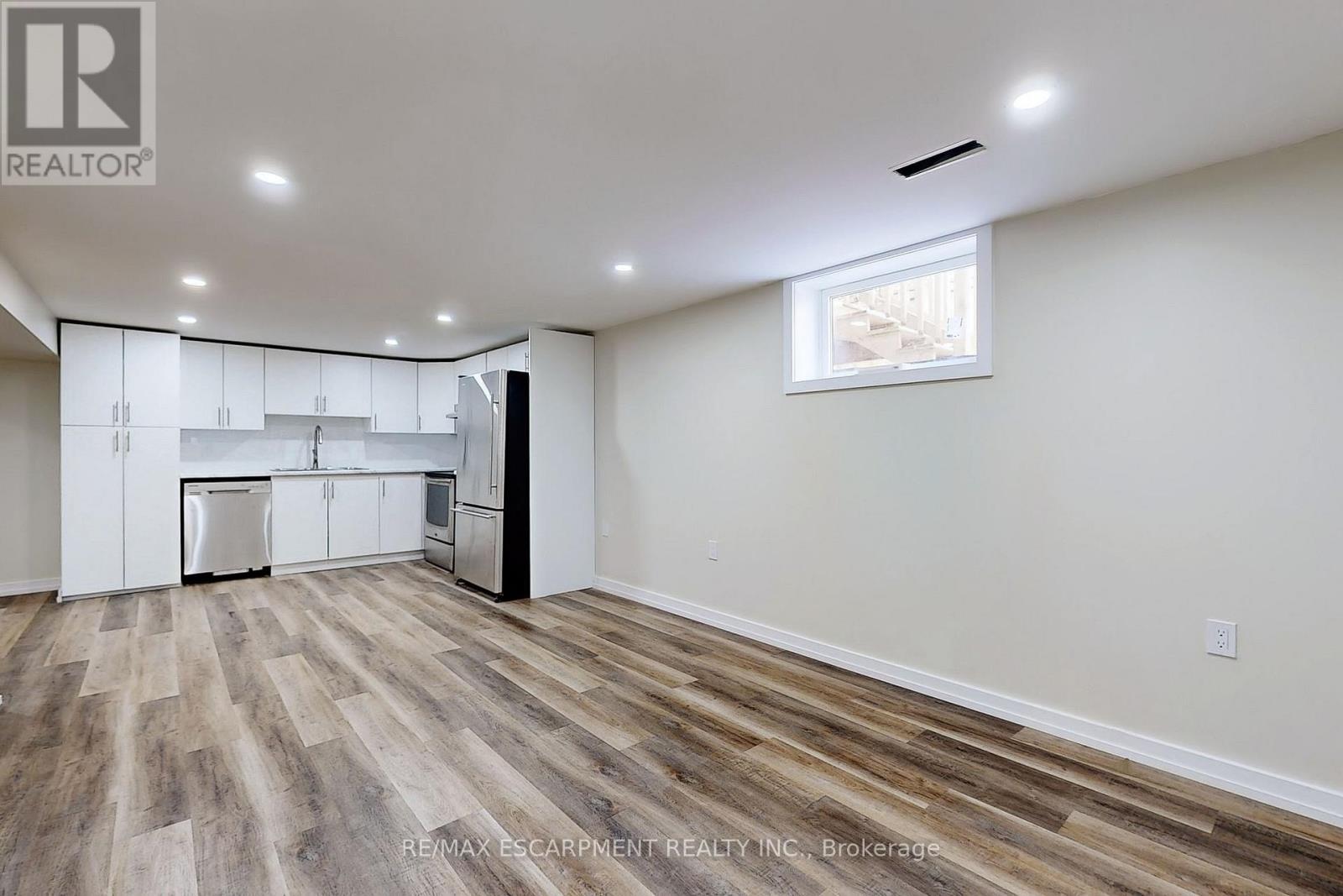 Lower - 65 Fielding Crescent, Hamilton, ON