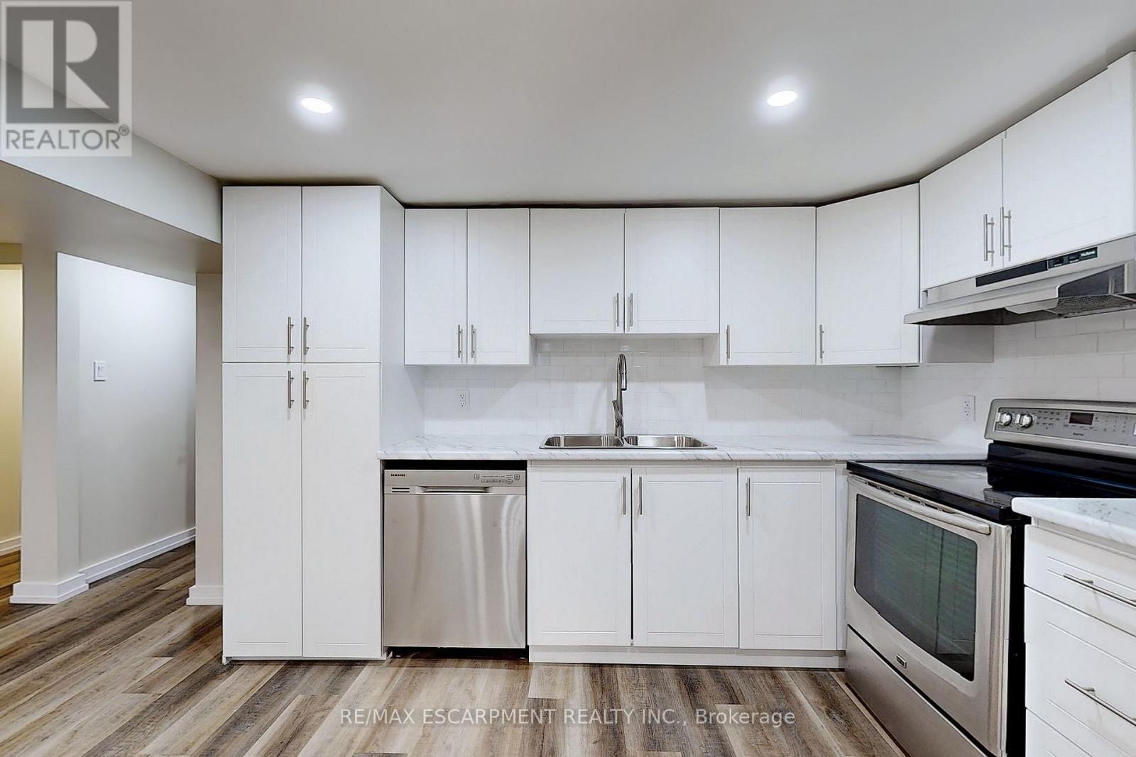 Lower - 65 Fielding Crescent, Hamilton, ON
