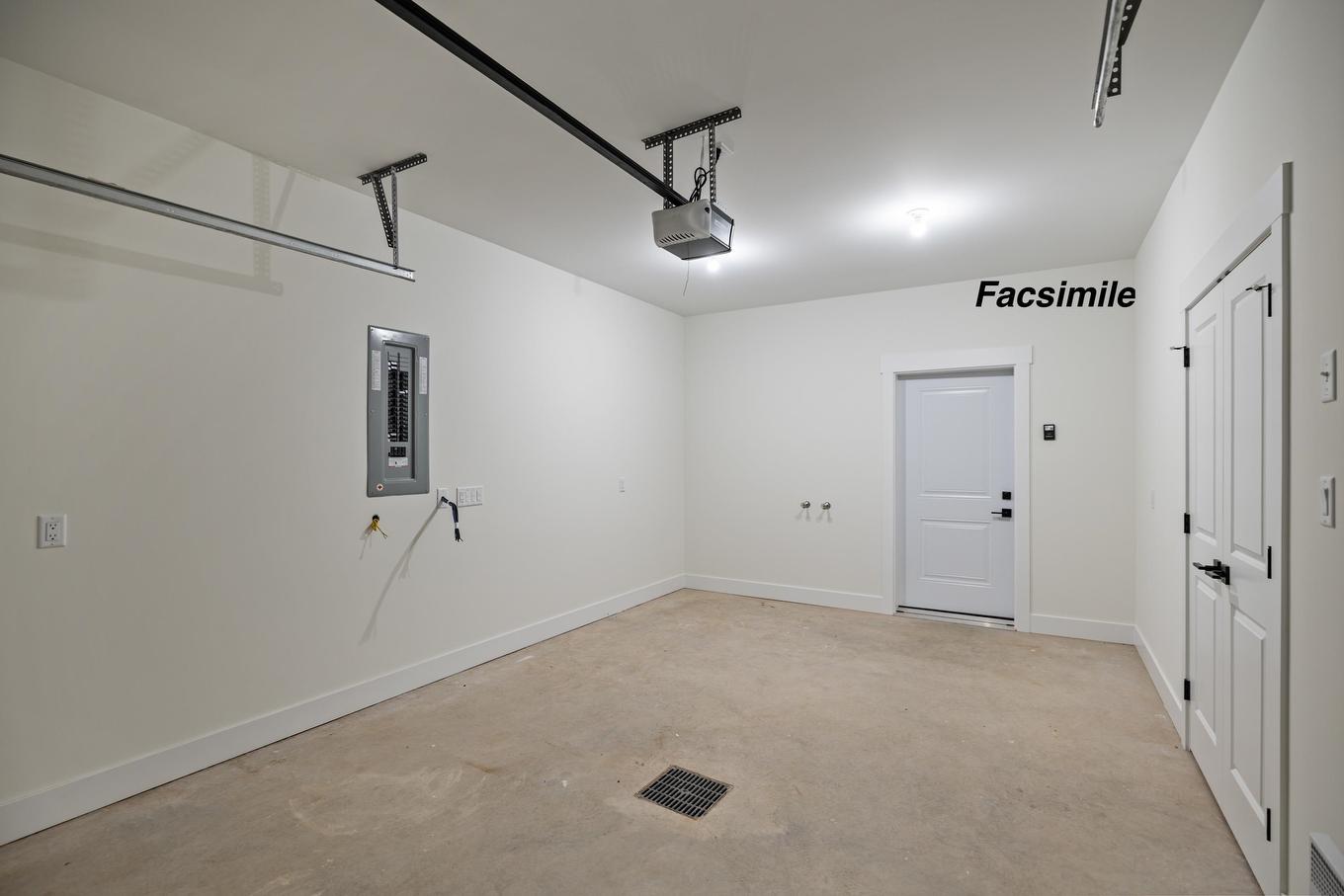 123 Samantha Lane, Cornwall, PE