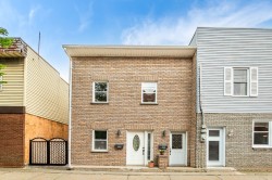 533 - 535 Rue Beaudoin Montréal (Le Sud-Ouest), QC H4C 2Y5