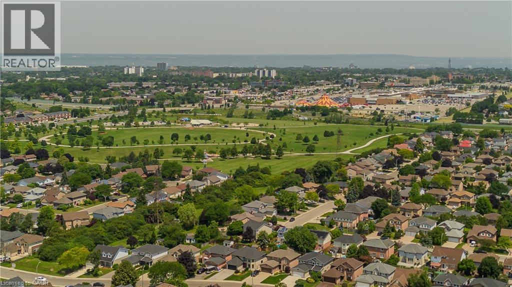 23 Annapolis Way, Hamilton, ON - Outdoor With View