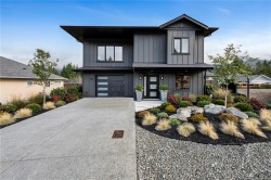 155 Maplewood Rise Lake Cowichan, BC V0R 2G0