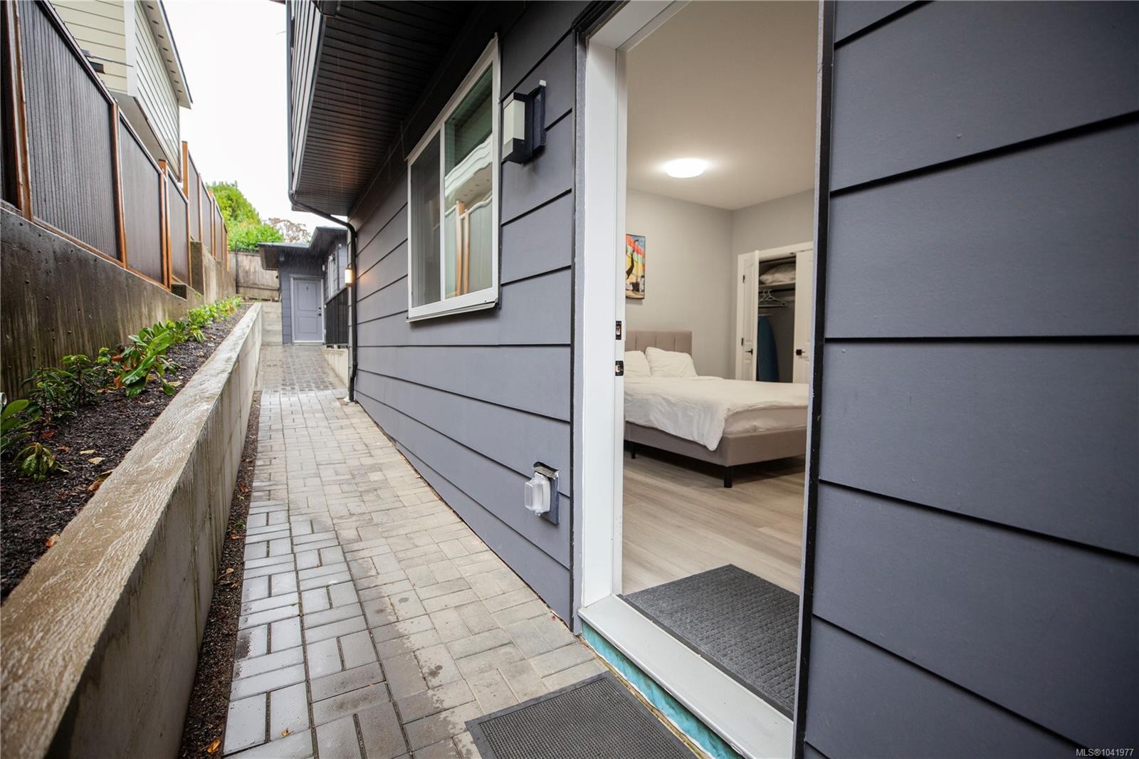 741 Snowdrop Ave, Saanich, BC