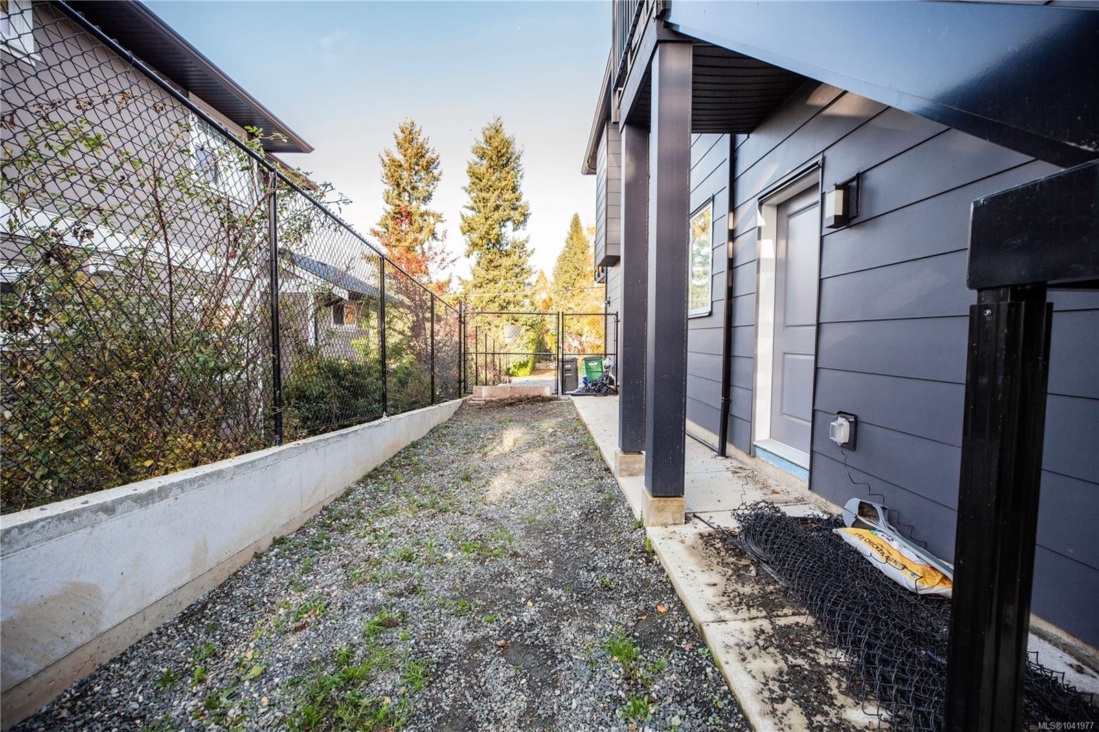 741 Snowdrop Ave, Saanich, BC