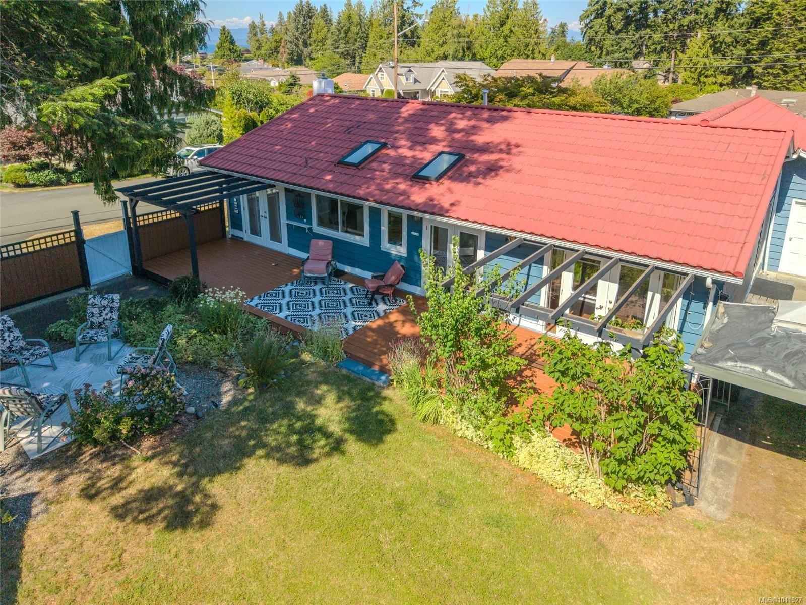 560 Eaglecrest Dr, Qualicum Beach, BC