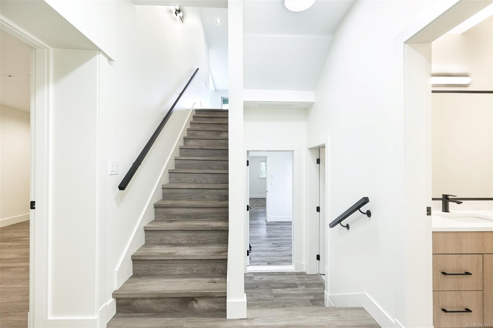 909 Harbour View St, Nanaimo, BC