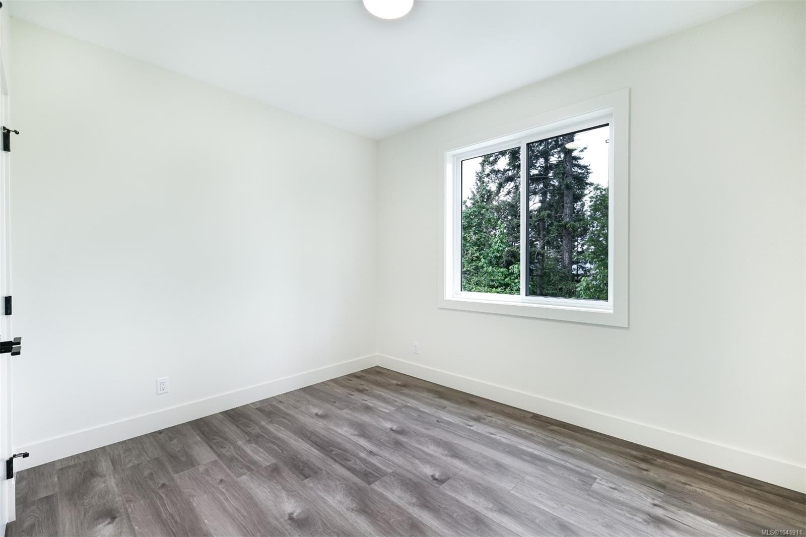 909 Harbour View St, Nanaimo, BC