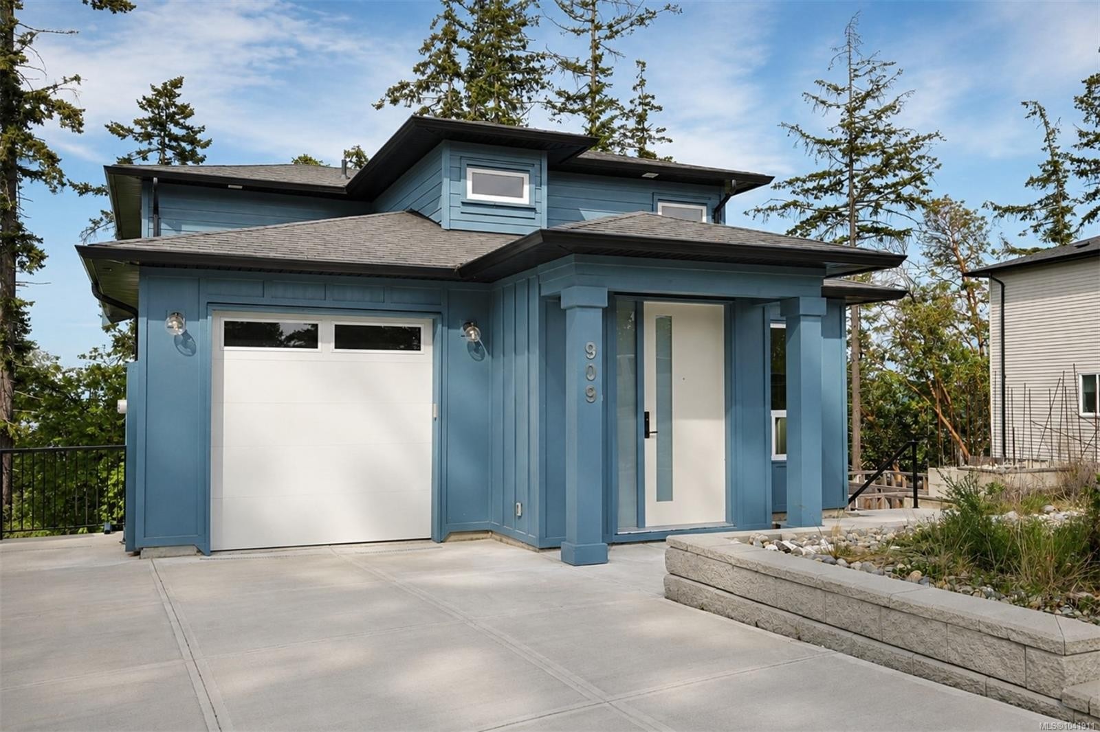909 Harbour View St, Nanaimo, BC