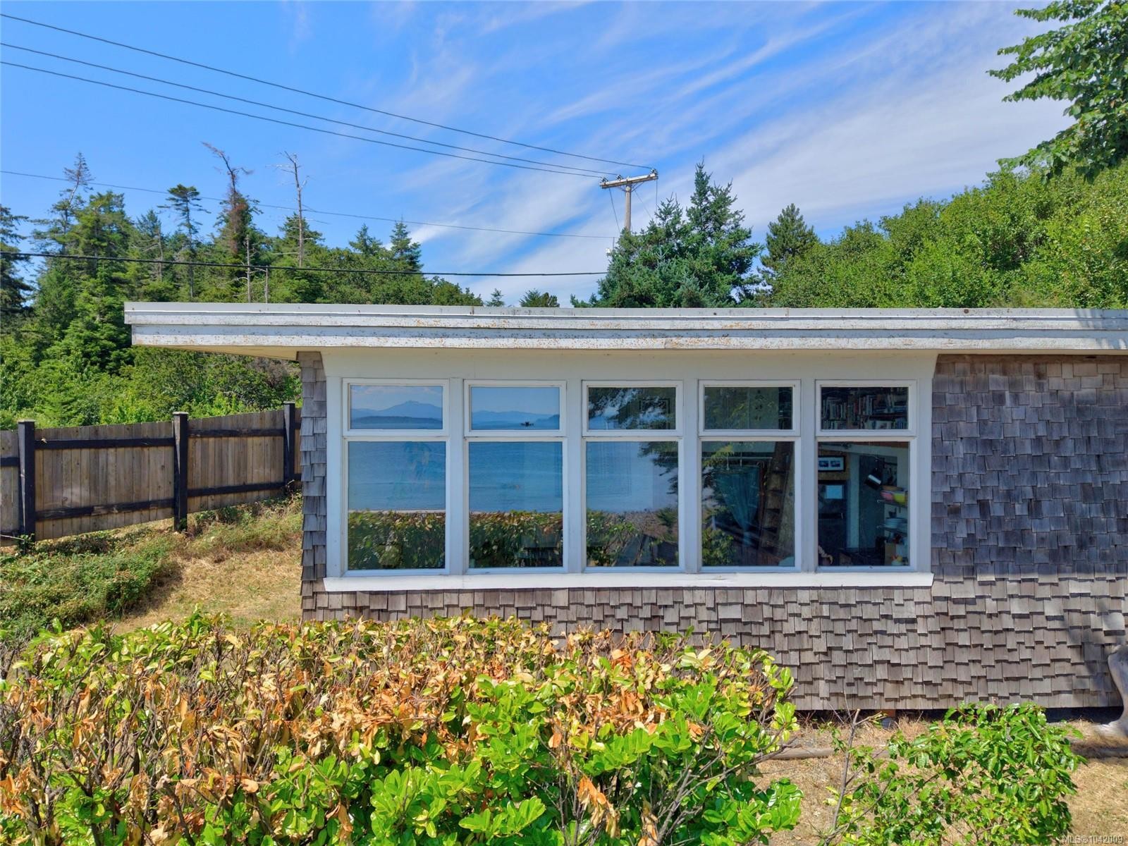 343 Lazo Rd, Comox, BC