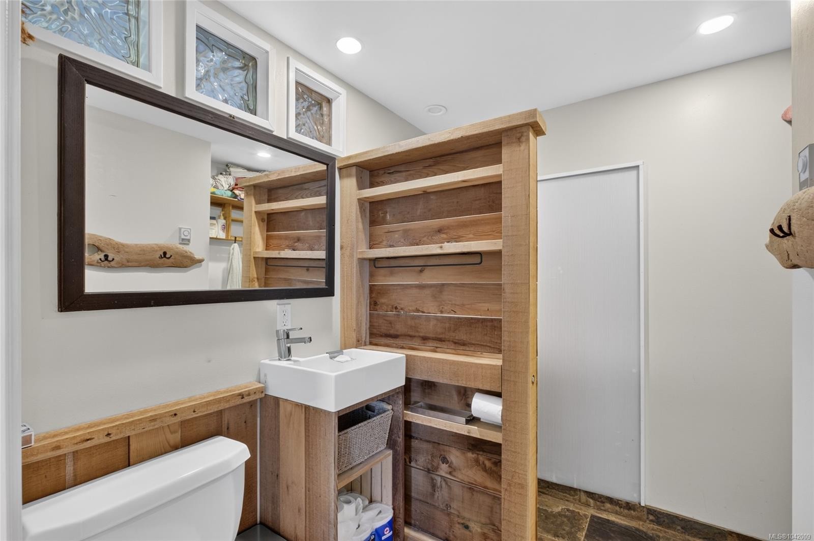 343 Lazo Rd, Comox, BC