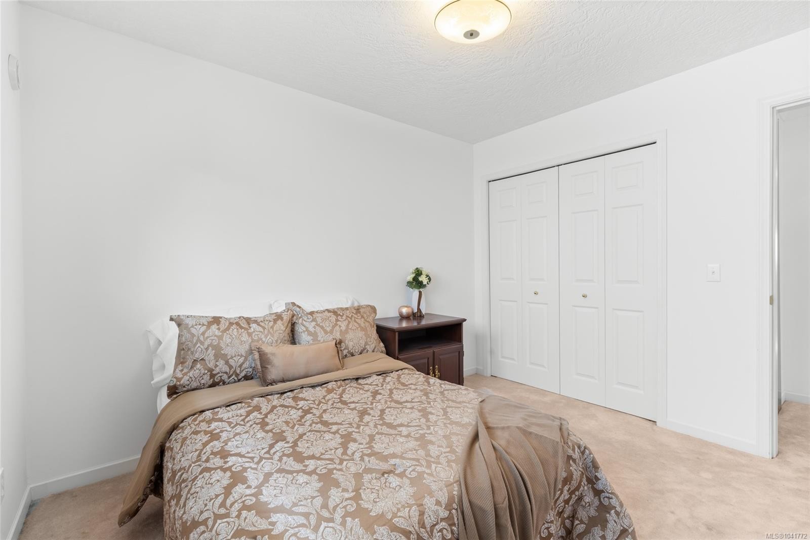 1004 Adeline Pl, Saanich, BC