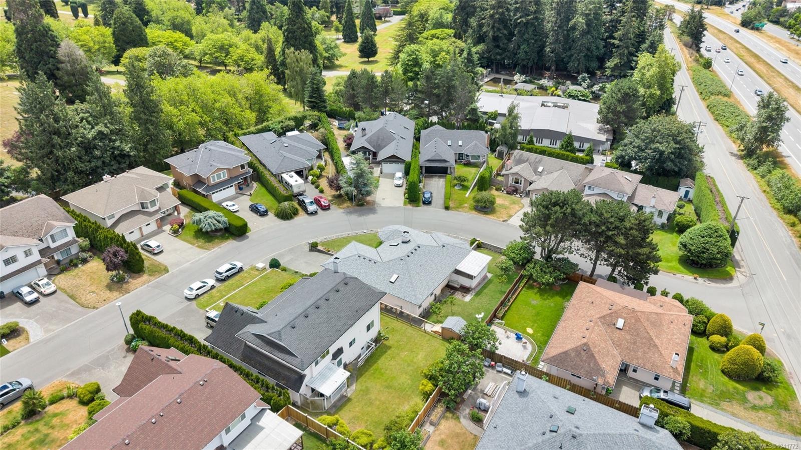 1004 Adeline Pl, Saanich, BC