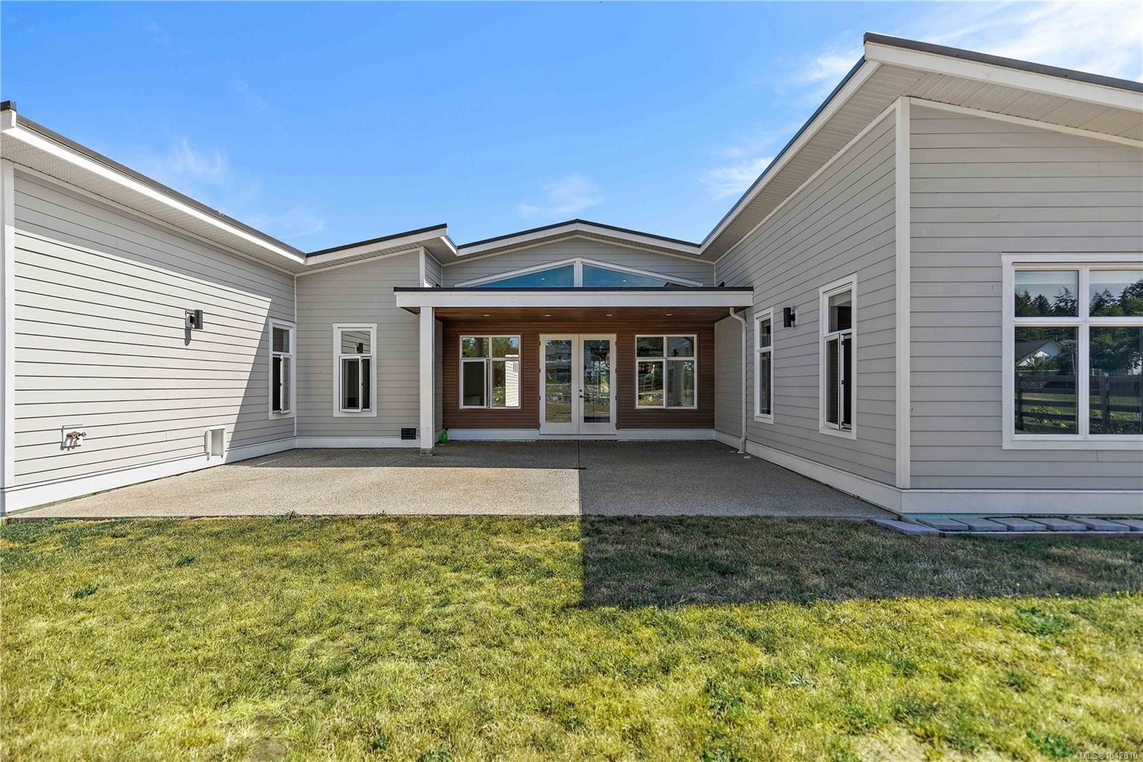 846 Birch Rd, North Saanich, BC