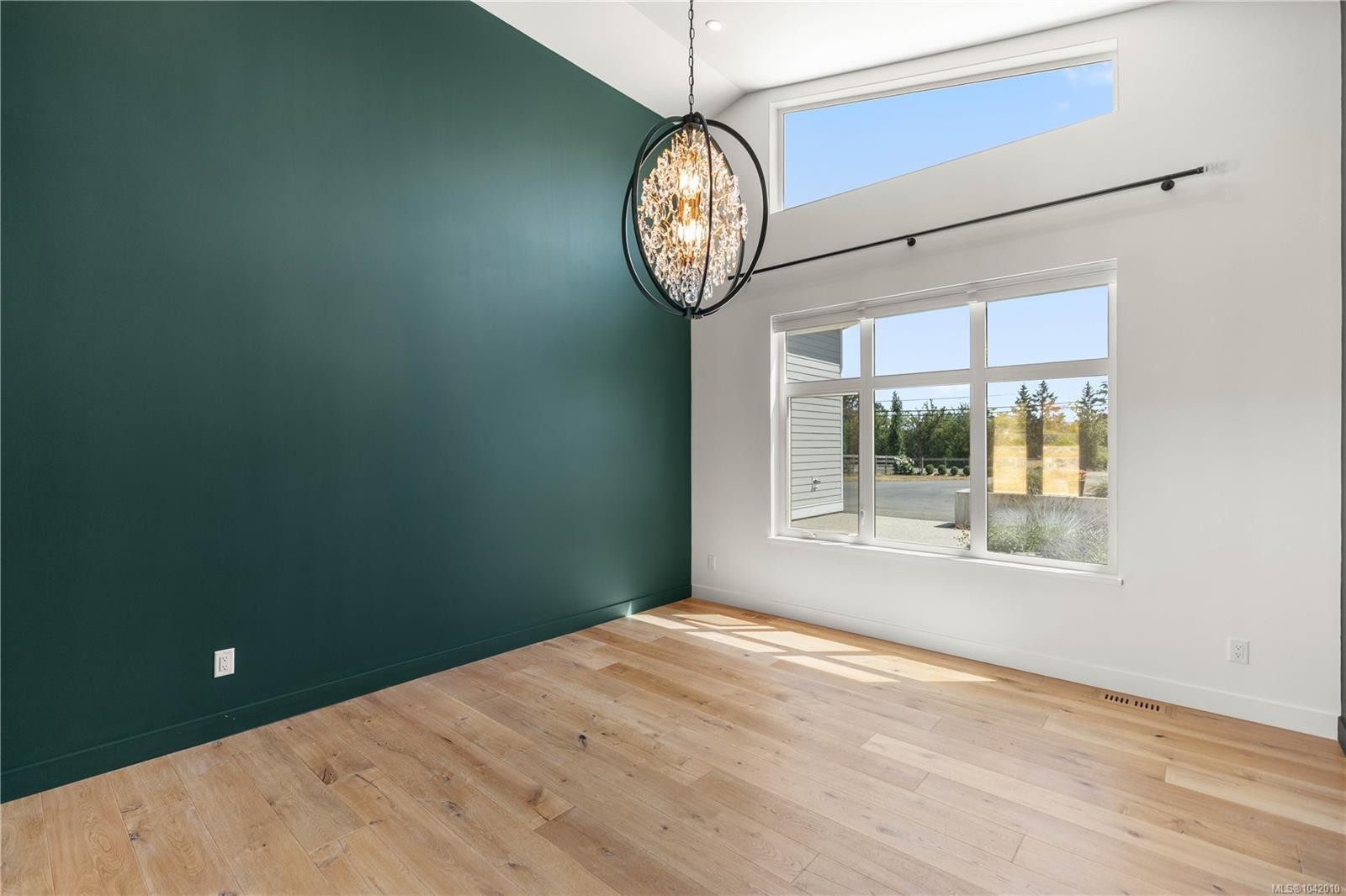 846 Birch Rd, North Saanich, BC