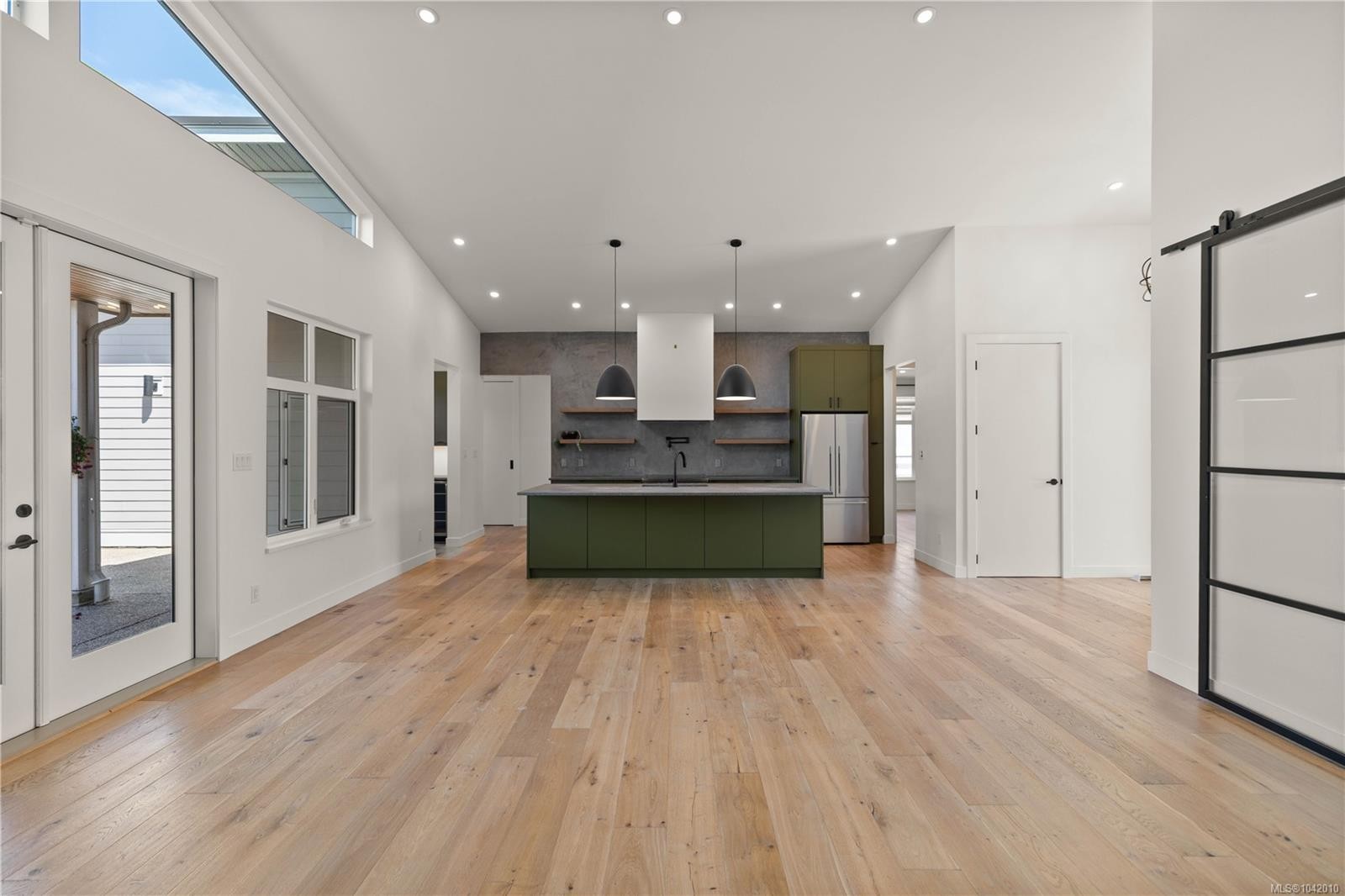 846 Birch Rd, North Saanich, BC