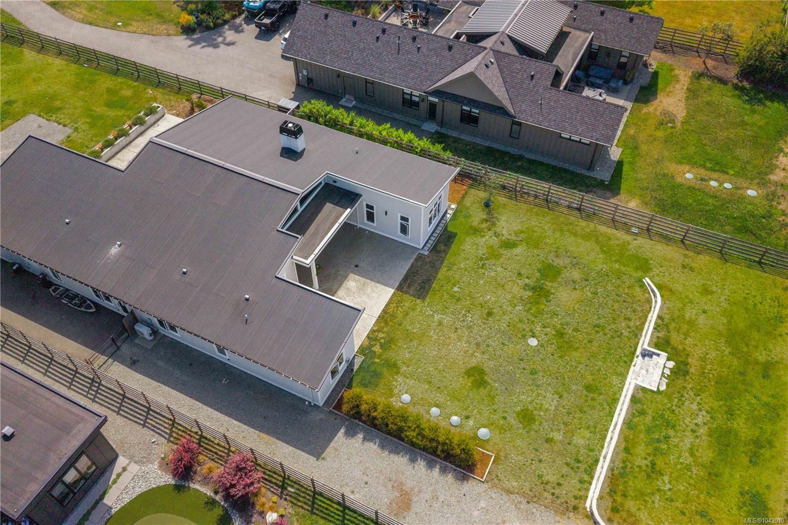 846 Birch Rd, North Saanich, BC