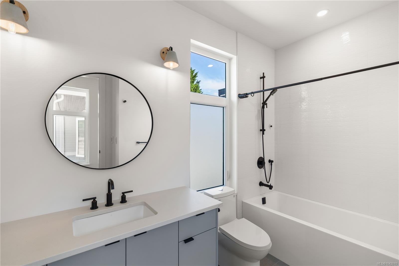 846 Birch Rd, North Saanich, BC
