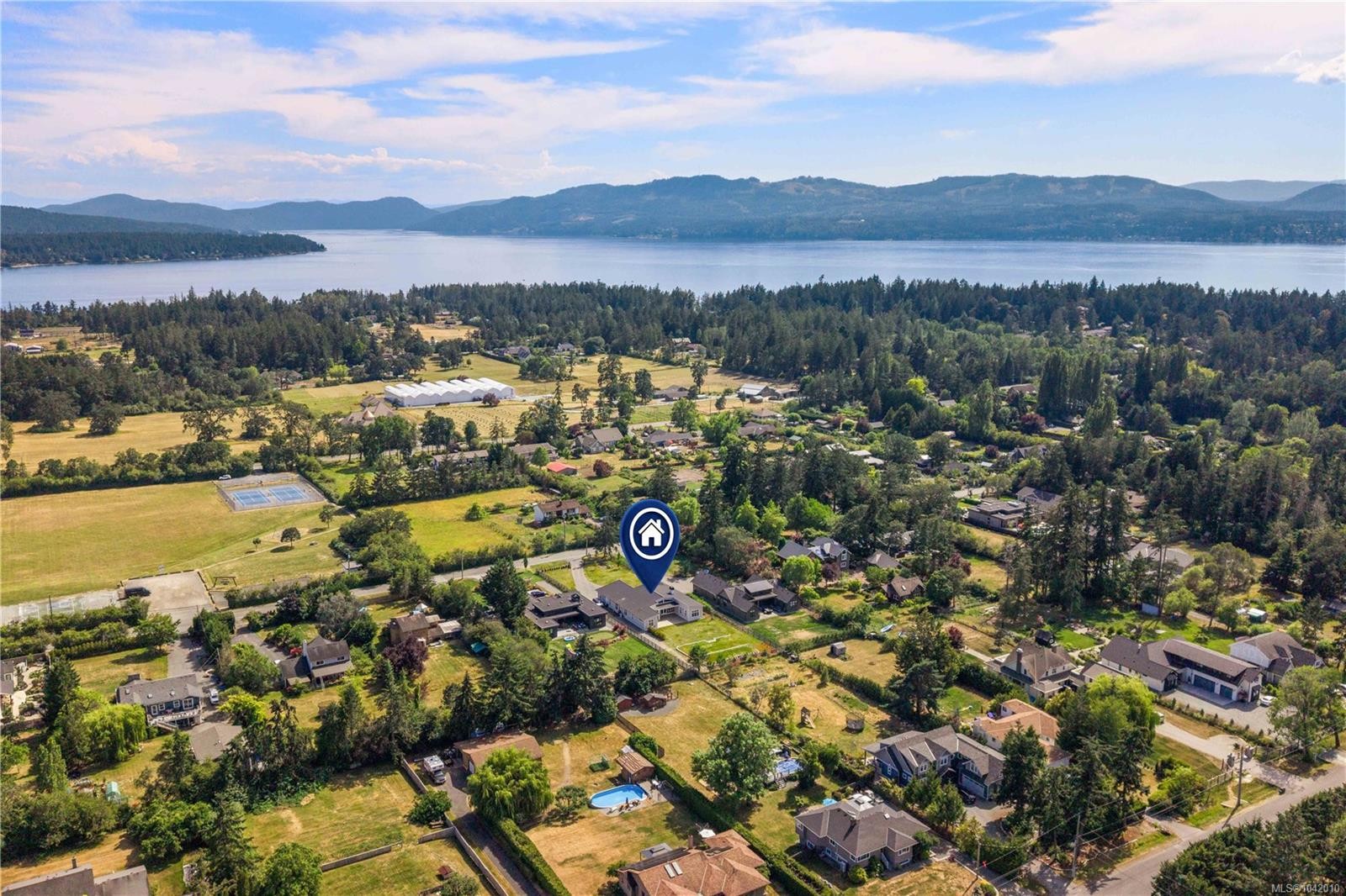 846 Birch Rd, North Saanich, BC