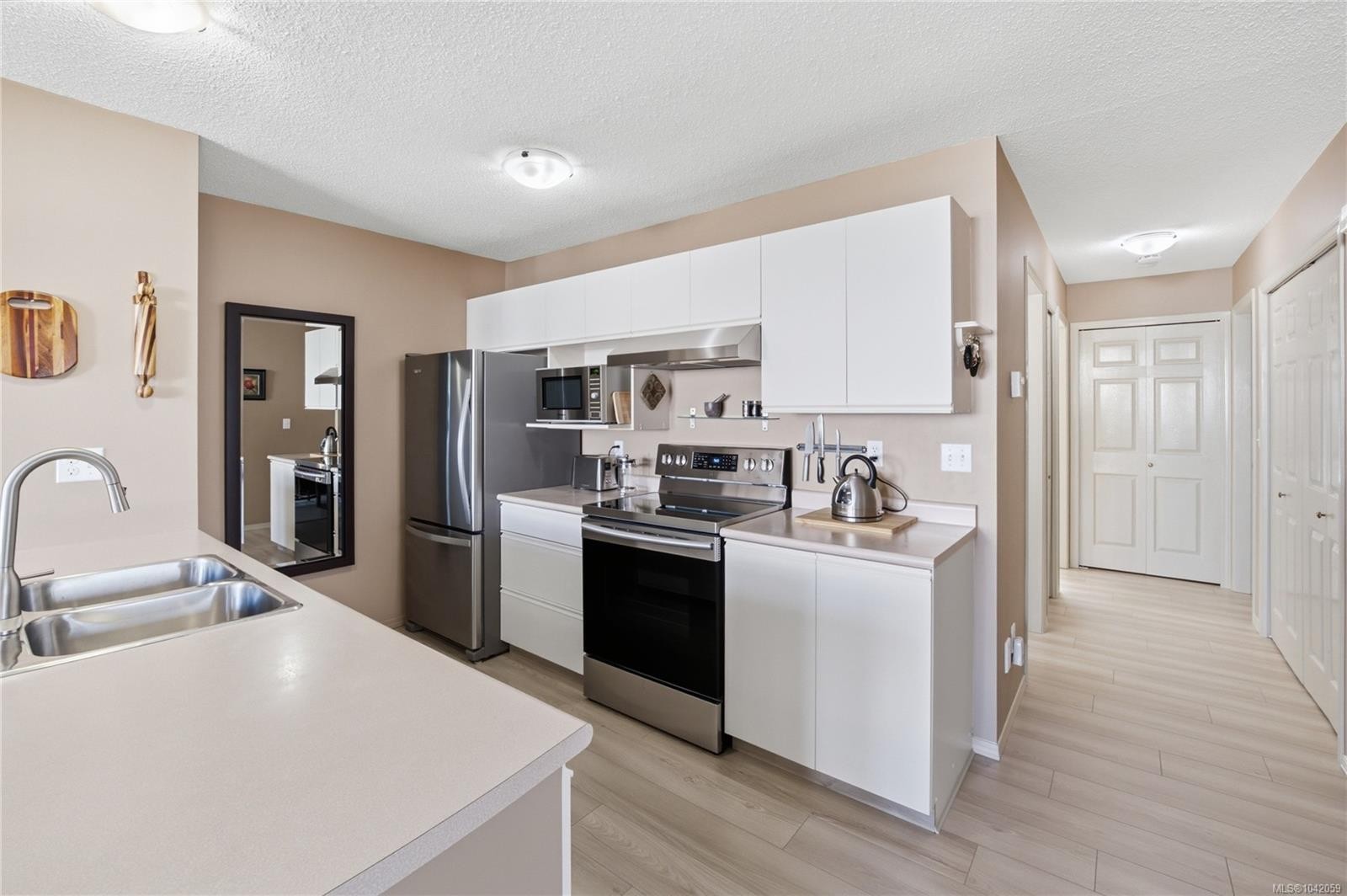 #27-6245 Blueback Rd, Nanaimo, BC