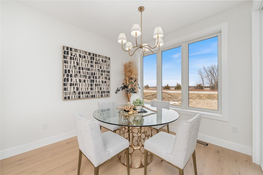 3499 Paul Crescent, Plympton-Wyoming, ON