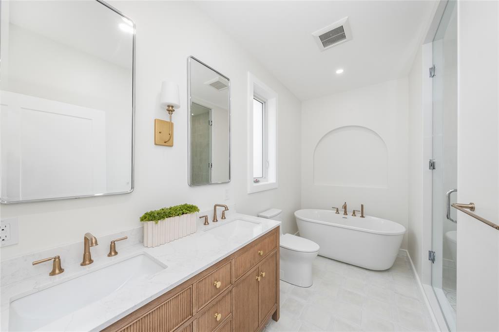 3499 Paul Crescent, Plympton-Wyoming, ON