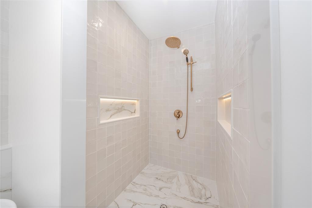 3503 Paul Crescent, Plympton-Wyoming, ON