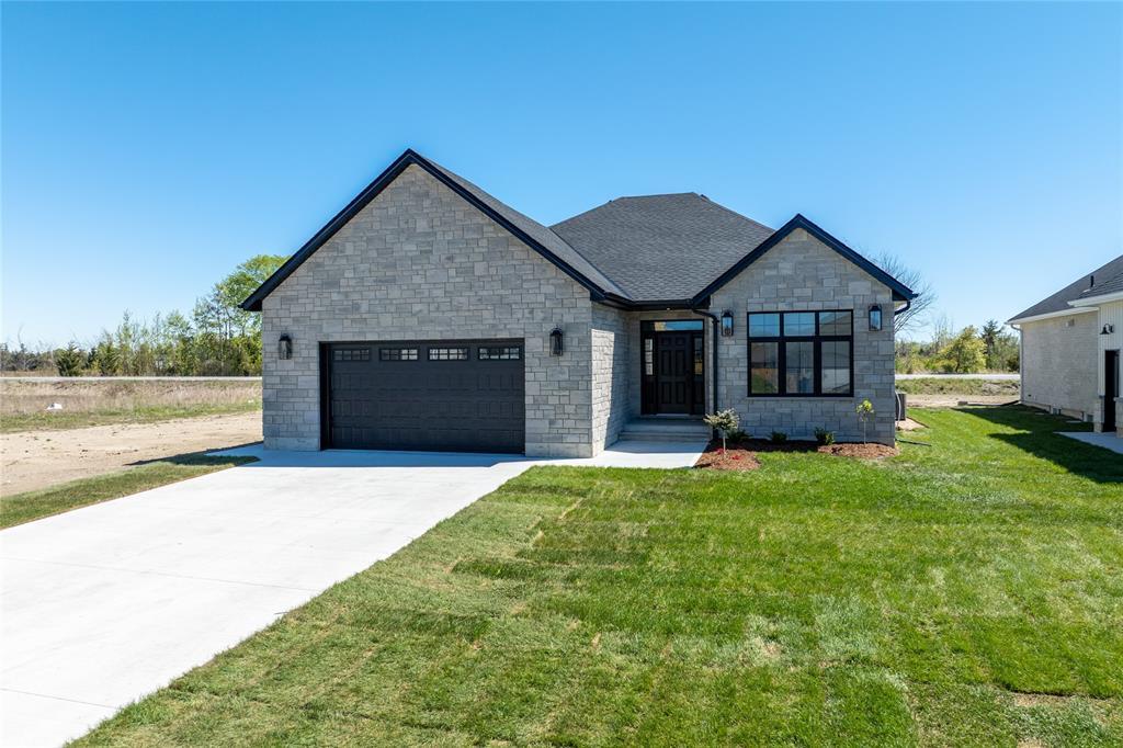 3503 Paul Crescent, Plympton-Wyoming, ON