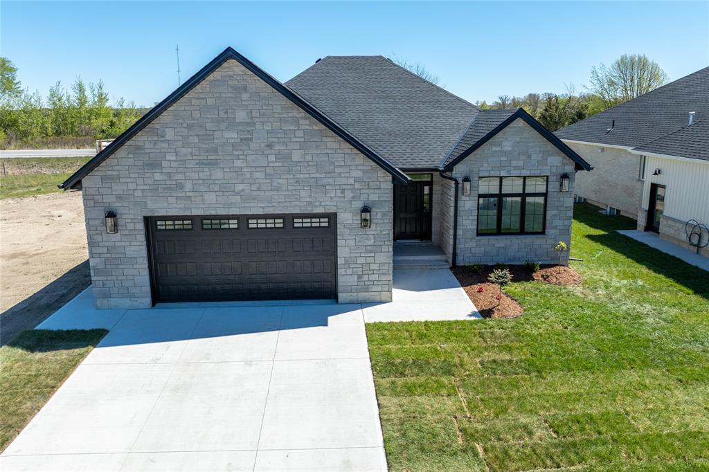 3503 Paul Crescent, Plympton-Wyoming, ON