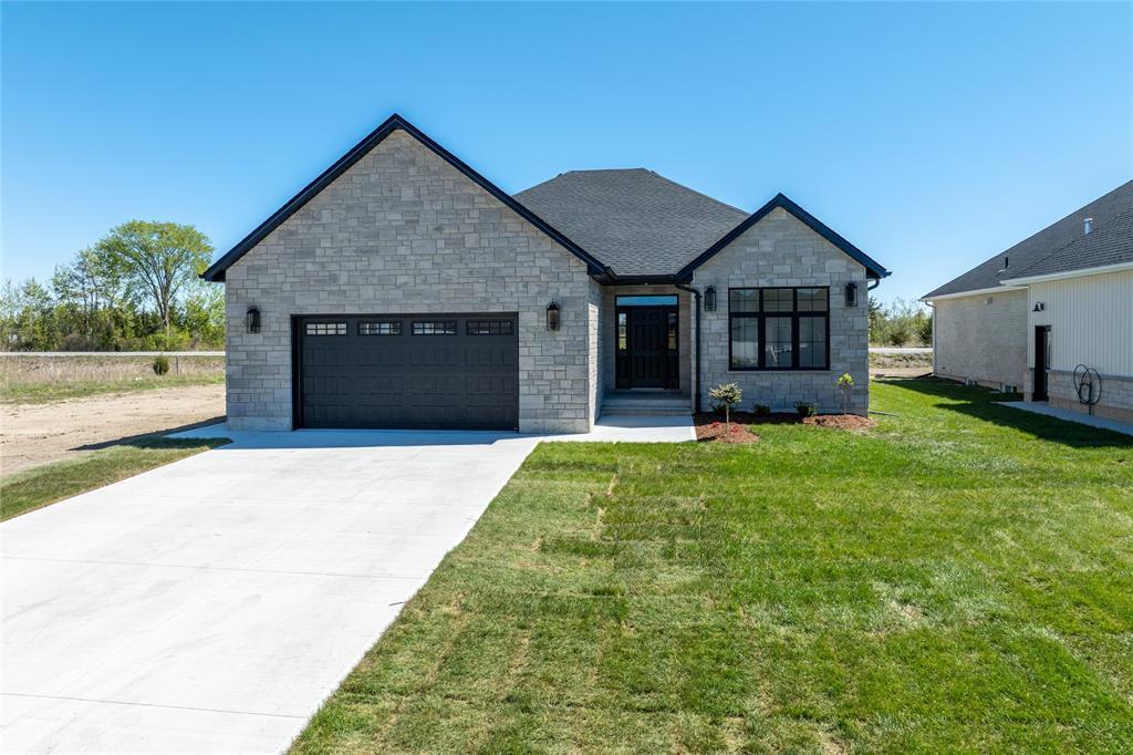 3503 Paul Crescent, Plympton-Wyoming, ON